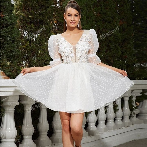 Miss Ord lace overlay short white dress. - Picture 1 of 8